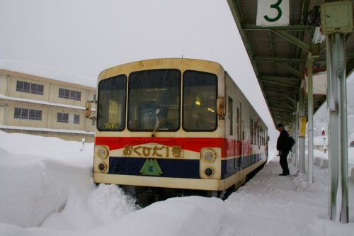 旧神岡鉄道「おくひだ1号」 4月8日の1日だけ「復帰」