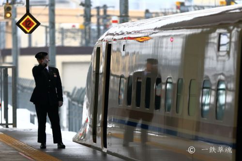 新幹線車掌の仕事