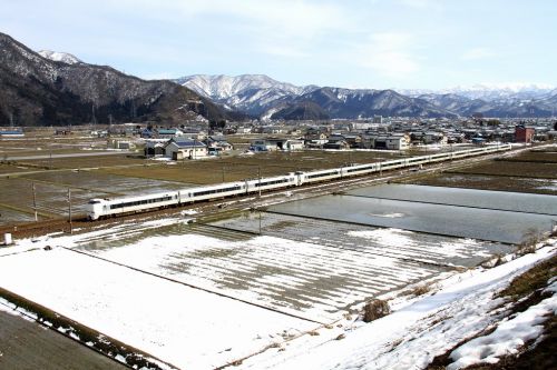 残雪と特急街道