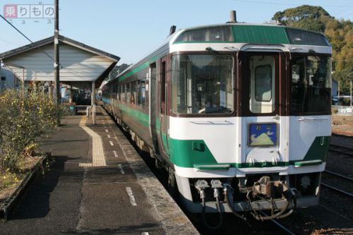 夜行列車、JR四国で1日限りの復活 JR発足30周年、「JR四国の一番列車」と同型車で