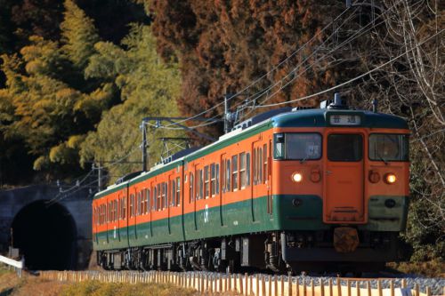 吾妻線で最後の活躍をする115系湘南色電車他(祖母島~小野上)