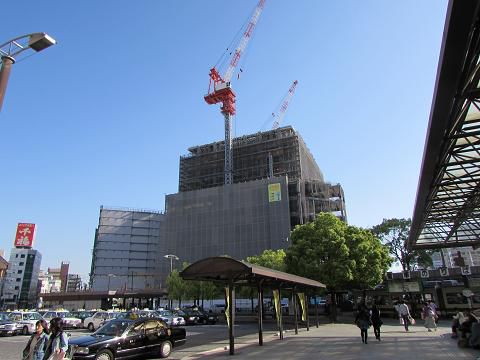 変わりゆく景観のヒトコマ、広島駅前。 【2015年5月 広島県広島市】