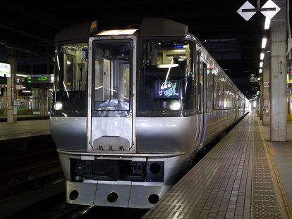 785系もダイヤ改正前から「特急 すずらん」表示に!