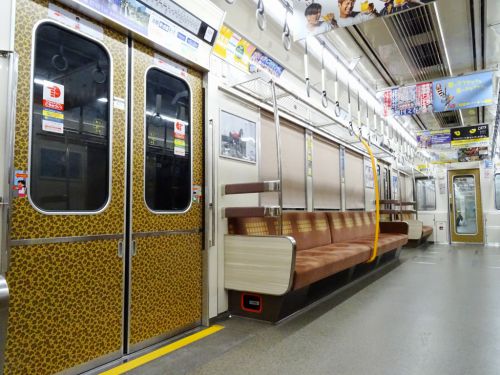 Welcome to ようこそ ジャパリパーク(堺筋線)!…大阪地下鉄に住むサーバルキャットをご覧ください