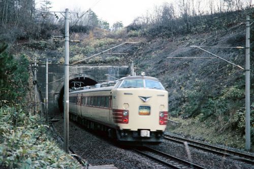 東北本線 滝沢駅 1983.4.16
