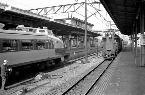 70年代初期の上野駅(23)