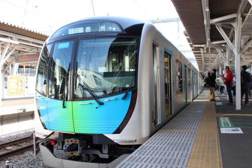 【S-TRAIN乗車レポート(1)】 乗車までの流れと設備面を中心にレポート! 通勤電車としては快適も、設備面ではレッドアローに劣ります!