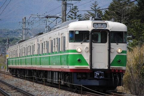 しなの鉄道115系リバイバル初代長野色(S7編成)と現行長野色