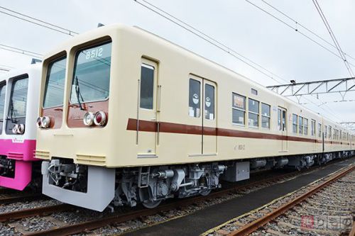 新京成最古参の電車が茶帯の旧「標準色」に 3日のイベントで初披露