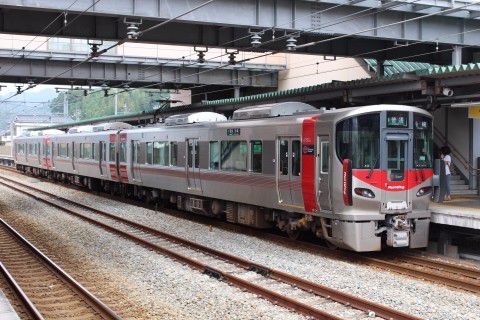 訪問駅数 - JR西日本