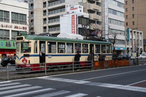 とさでん交通　大橋通駅（電停）