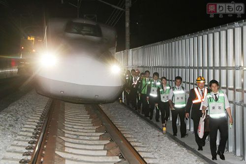 東海道新幹線、深夜の「過酷訓練」を実施 その内容とは?(写真20枚)
