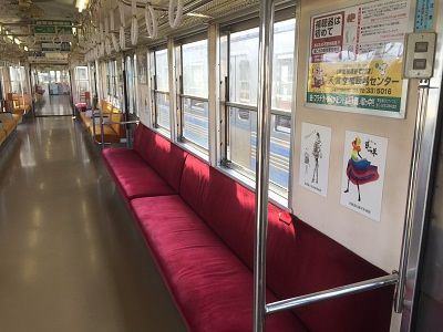 「ファッション甲子園2017」弘南鉄道ジャック~最終審査会出場デザイン画:車内掲示