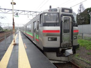 函館本線白石駅で寝台特急カシオペア上野行きを見る