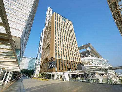 【PR記事 一度は泊まってみたい宿】 さいたま新都心駅前にオープンした「ホテルメトロポリタンさいたま新都心」。このホテルには「メトロポリタン」でなければならない理由があった。 埼玉県さいたま市