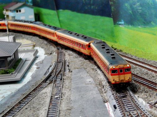 【ジオコレレイアウト製作記】新レイアウト 駅構内線渡りKATO ポイント 4番 脱線対策 究極の??工事施行しました