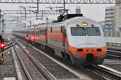 【台湾編】台鉄の特急「自強号」はプッシュプル!