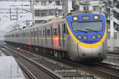 【台湾編】「らしくない」普通電車はどっち!?