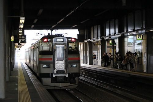 手稲駅にて、G-102編成さん。