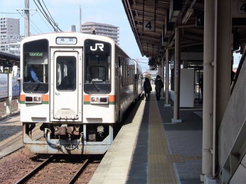 JR東海の非電化区間で活躍　その2　キハ11形気動車