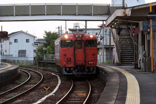今朝は東総社駅へ。