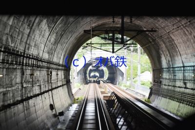 トランスイート四季島 乗車記 (3泊4日コース)北海道新幹線はやぶさ19号と擦れ違う