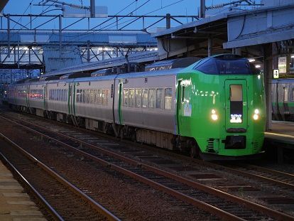 特急「ライラック旭山動物園号」の岩見沢駅での車両不具合の全容