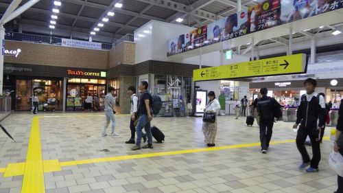 camp express 西武線 所沢駅 改札内