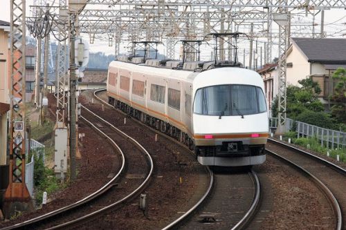 近鉄 アーバンライナー plus 21000系