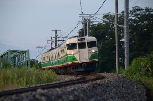 9月10日撮影 その6 しなの鉄道115系初代長野色