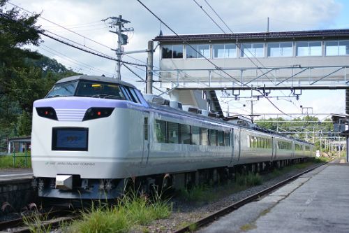 9月18日撮影 「北アルプスいろどり」号 その6 簗場駅交換