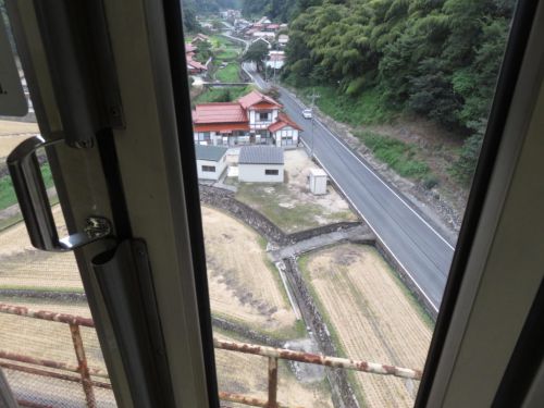 三次駅から芸備線で広島駅|ホームの高さを観察|広電で銀山町へ
