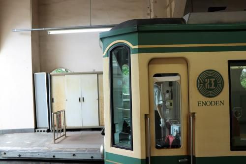 江ノ電 かぶり好き席で車窓を満喫