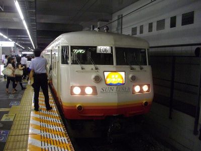 JR西日本117系 山陽本線快速「サンライナー」福山行き