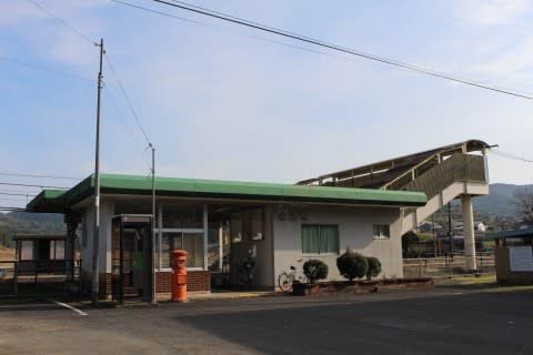 JR西日本 梅迫駅