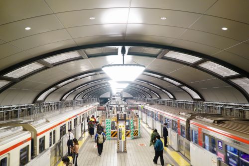 【御堂筋線】心斎橋駅、3年ぶりに広々としたホームが復活！