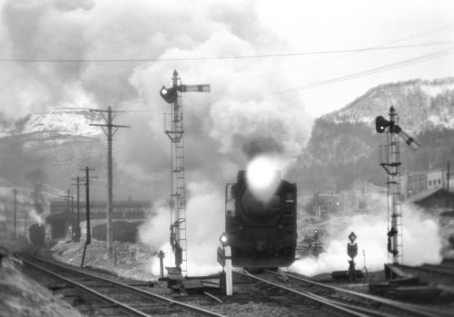 夕張線 清水沢駅の腕木信号を絡めD51866を撮る(4)