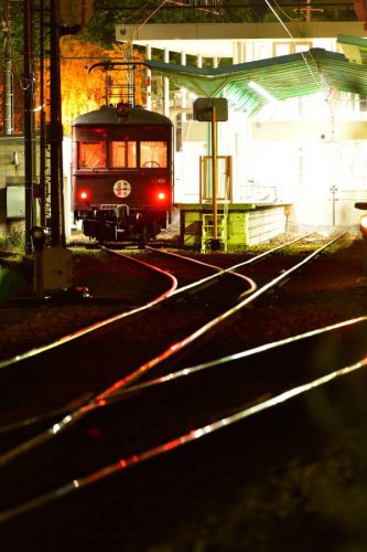 上毛電鉄夜行列車