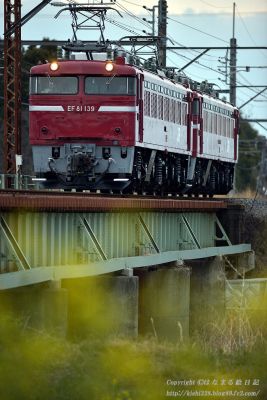 秋田への片道切符を手にしたEF81133