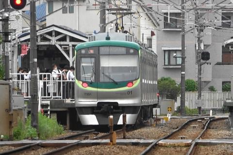 東急矢口渡駅にて