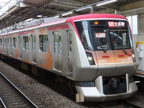 優等列車停車駅昇格から20年経過したあざみ野駅