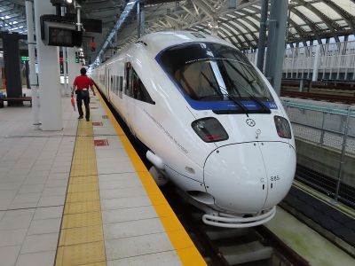 JR九州885系 長崎本線特急「かもめ」博多行き