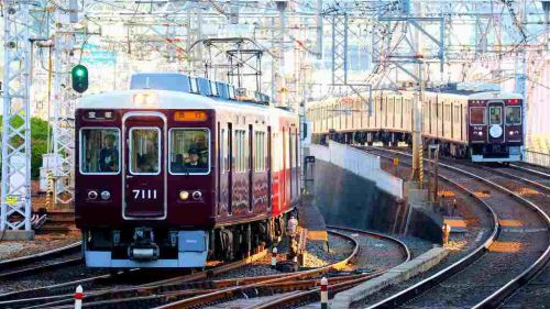 阪急十三駅!