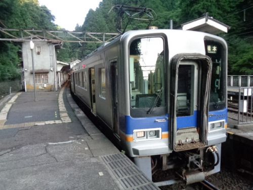 南海2000系+臨時特急と立たされJRで行く 極楽橋→橋本→新今宮→京都