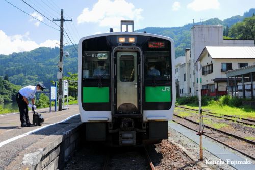 只見線 キハE120による 不通区間試運転列車