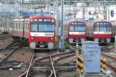 京急金沢文庫駅の朝#6