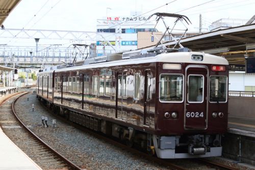 阪急石橋阪大前 6024F入庫回送・1006F「ミッフィー号」等