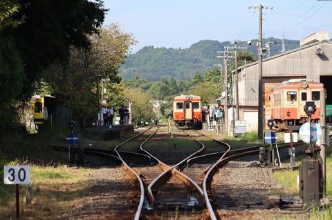 いすみ鉄道6-7(大多喜駅入換 キハ52 125 + キハ28 2346)