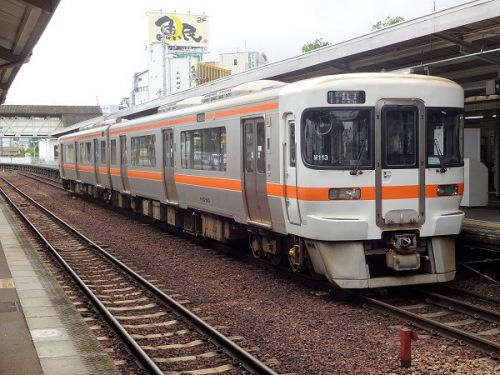 三重県のJR,近鉄併設駅 1 伊勢市駅