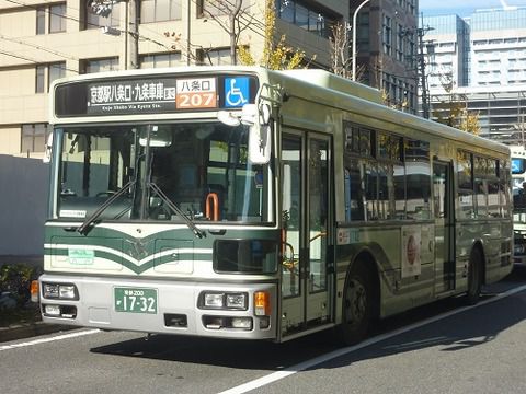 昼間時間帯に走る京都駅八条口経由の循環系統